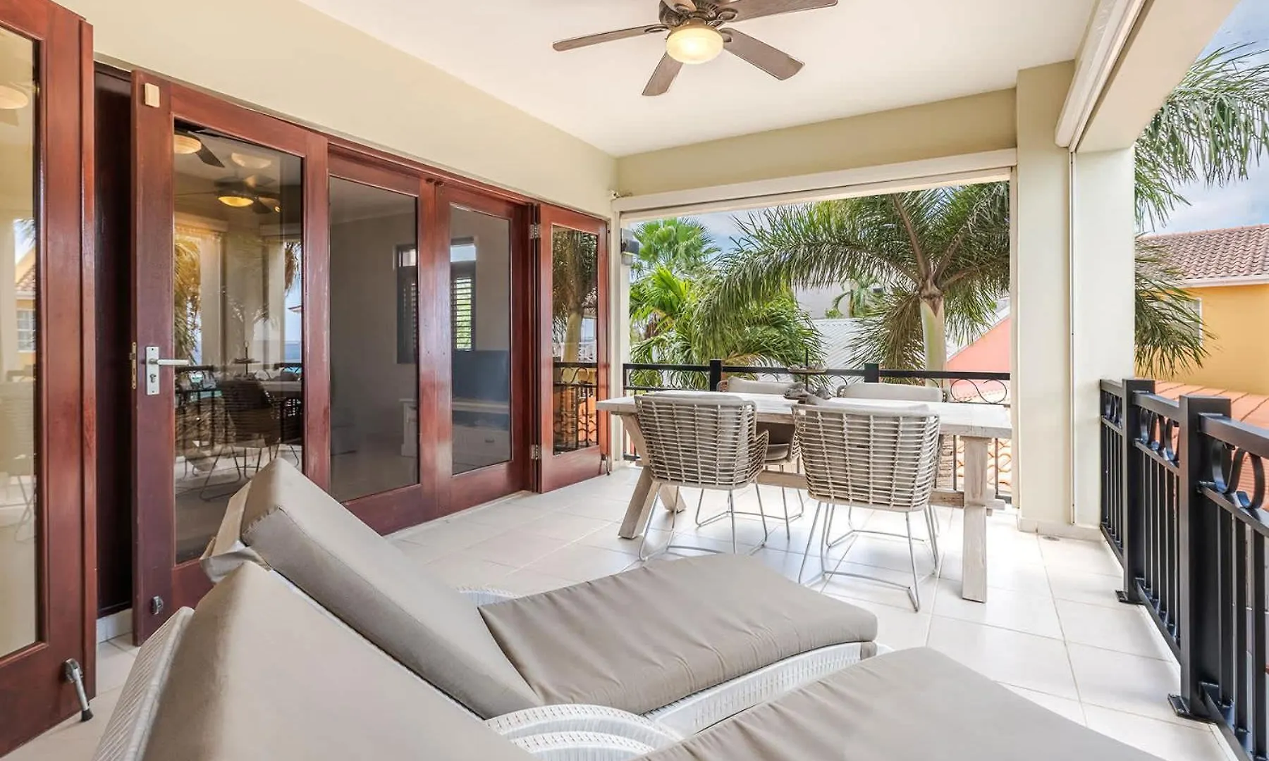 Elegancia Ocean View With Cooling Pool Apartment Kralendijk